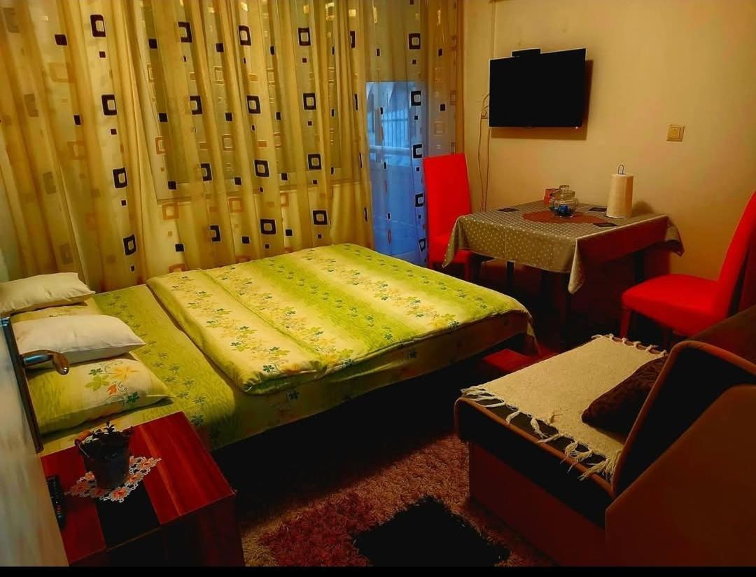 Apartmani Gs ***** Zavidovici Dış mekan fotoğraf