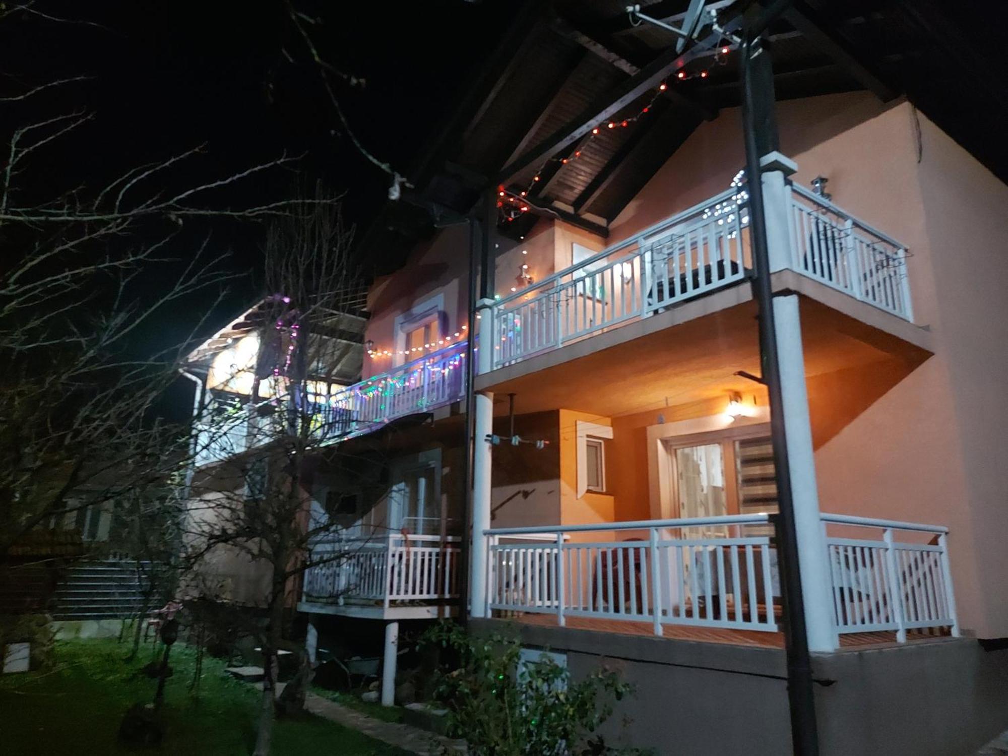 Apartmani Gs ***** Zavidovici Dış mekan fotoğraf
