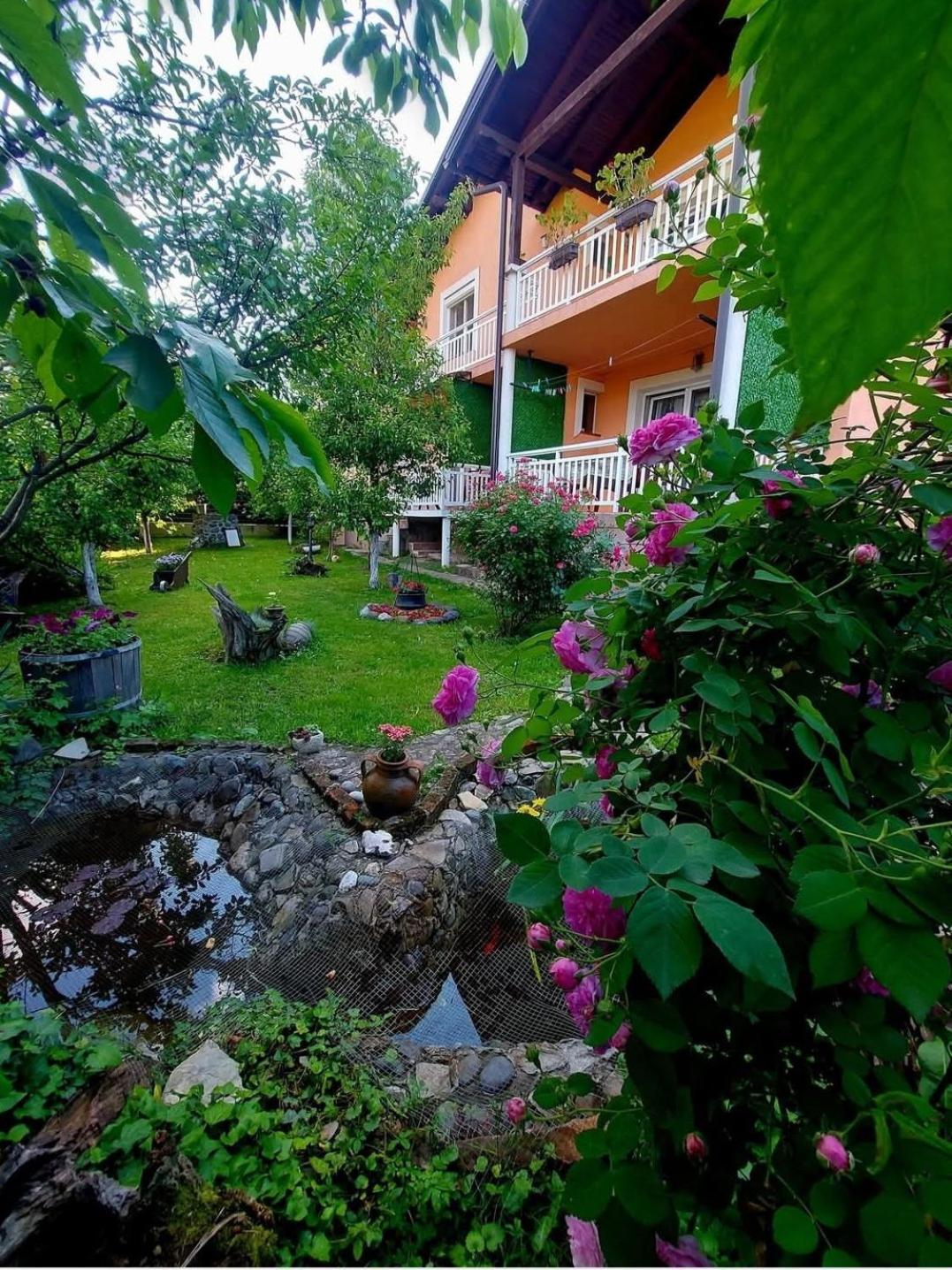 Apartmani Gs ***** Zavidovici Dış mekan fotoğraf
